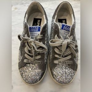 Golden Goose-Super-Star Sneakers in Silver Glitter and Dark Gray Suede, Size:36